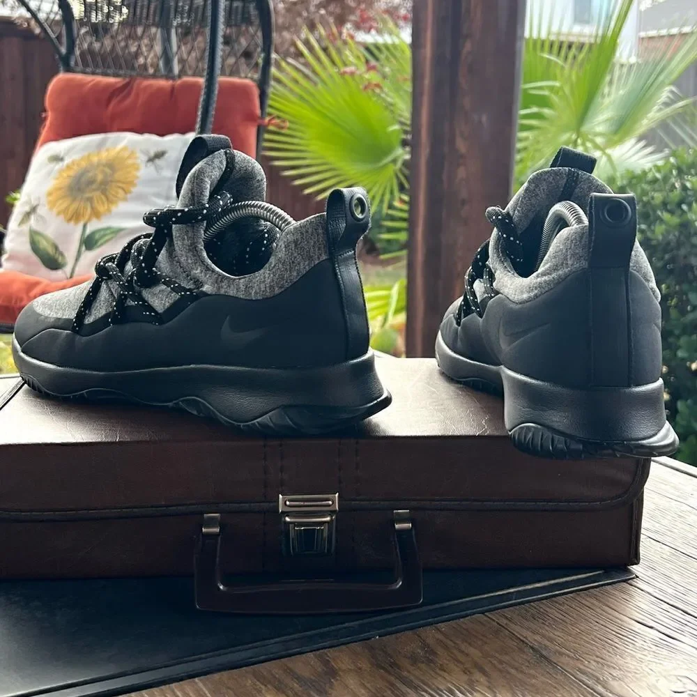 Nike wmns city
